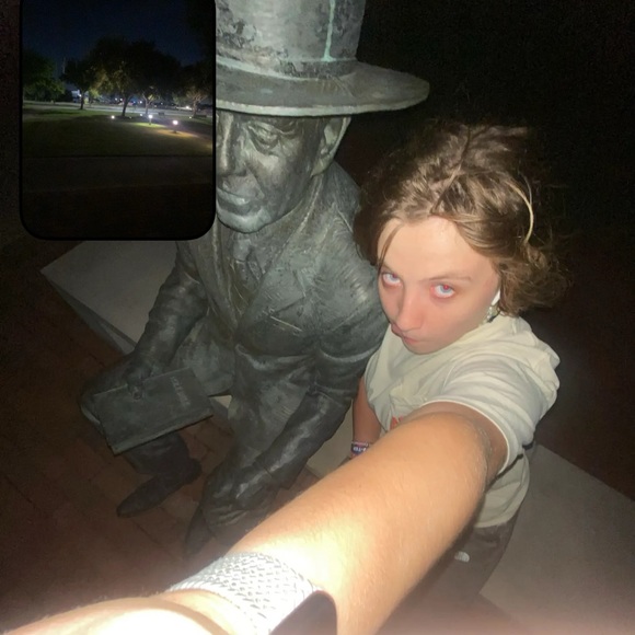 helloooo :) | about the seller - Picture 3 of 4